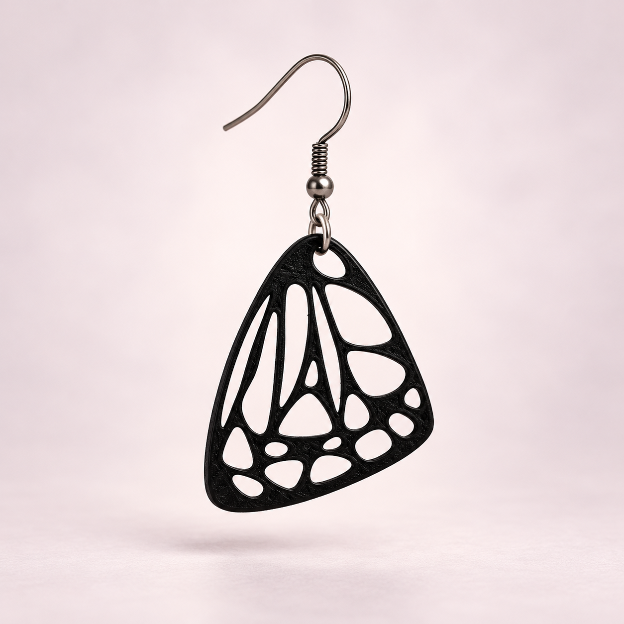 Pendiente impreso en 3D en forma de ala de mariposa, negro